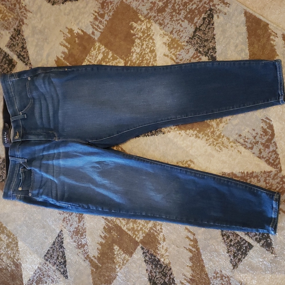 Torrid Sky High Skinny Jeans 18S